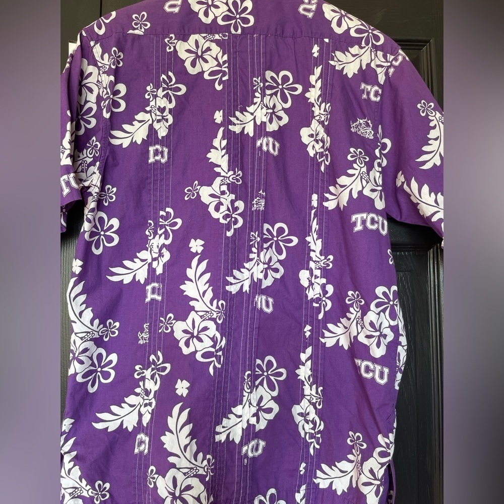 Hawaiiabera TCU Texas Christian University Purple Hawaiian Shirt Men’s Sz S - Picture 4 of 9
